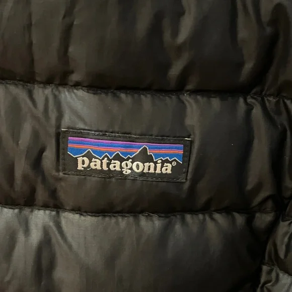 Patagonia Black Puffer Vest (M) - Picture 3 of 5